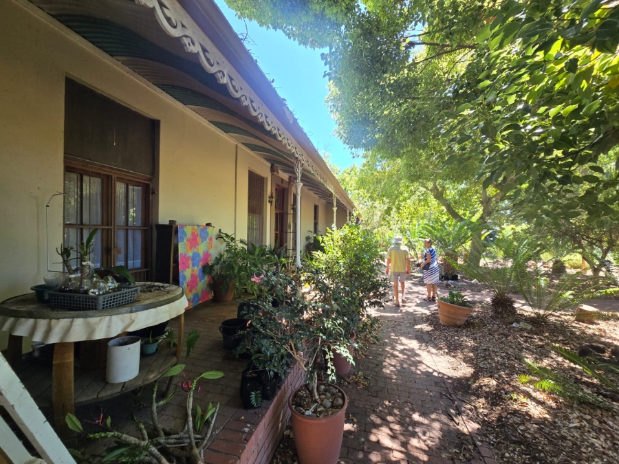 4 Bedroom Property for Sale in Lemoenkloof Western Cape
